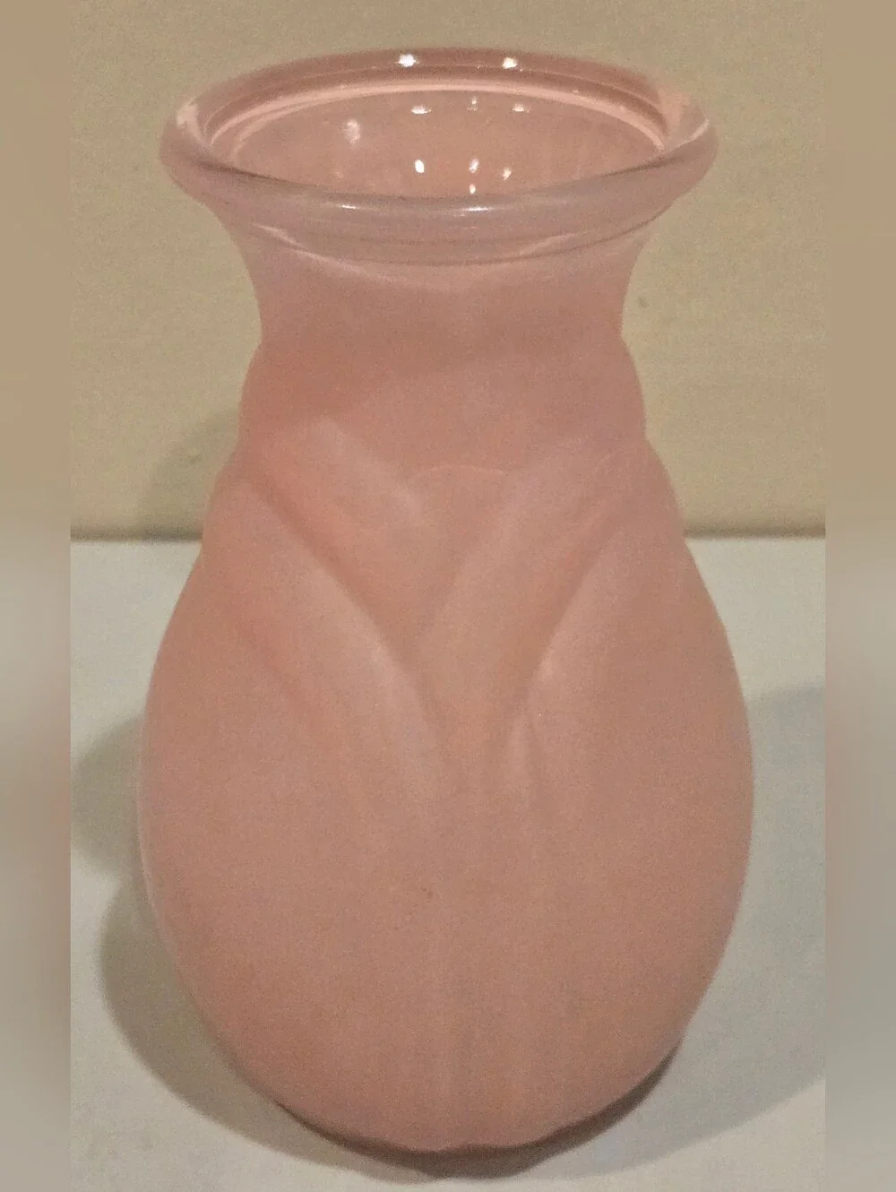 Pink Glass Vase - Elegant Home Accent